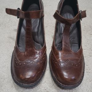 Born Mary Jane style heels